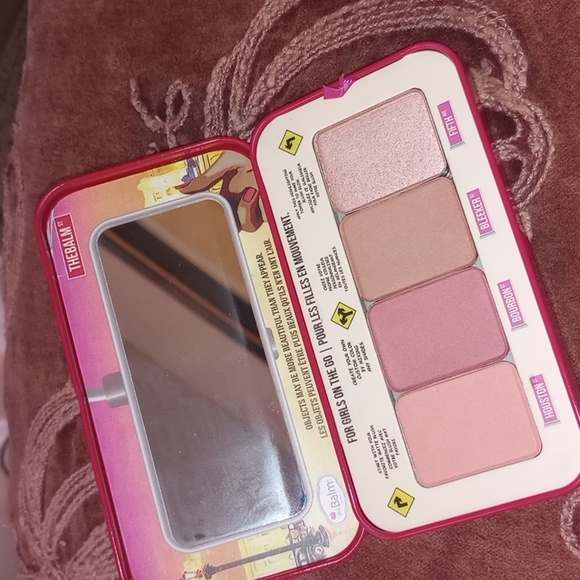 Autobalm GRL PWDR Cheeks on the Go